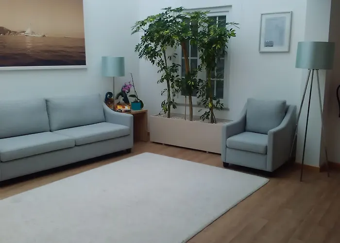 Pensión Sea Garden 4*