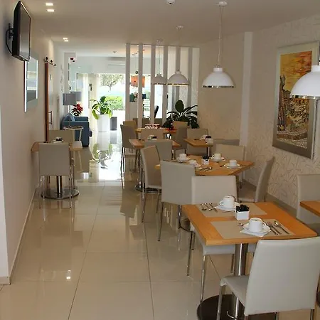Sea Garden 4* Peniche