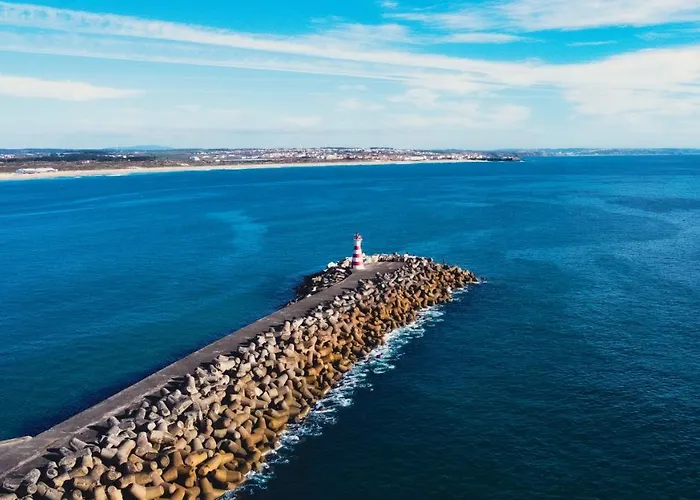 Sea Garden בית הארחה