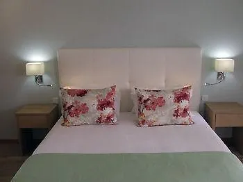 Sea Garden 4* פניש