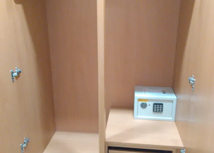 Sea Garden בית הארחה פניש